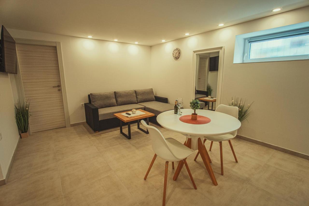 Apartmani Infinity Ossero Esterno foto
